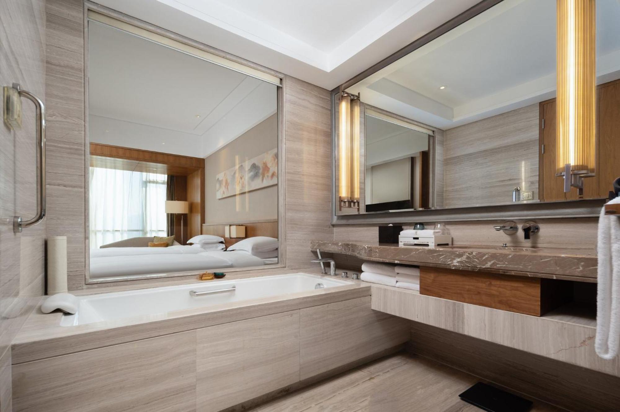 Crowne Plaza Fuzhou Riverside By Ihg Екстериор снимка